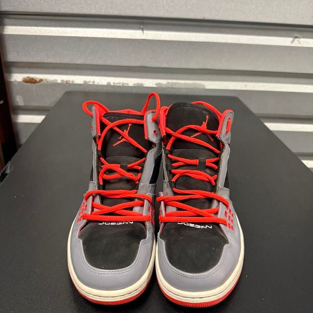 Jordan Men's Grey and Red Trainers
